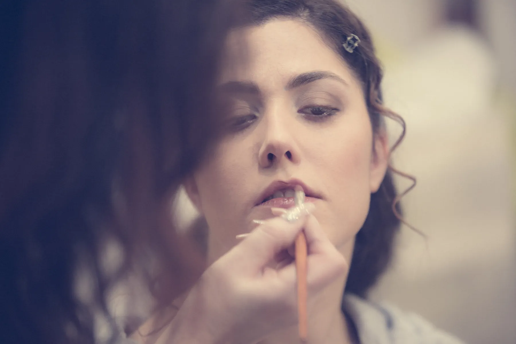 Sposa durante il trucco